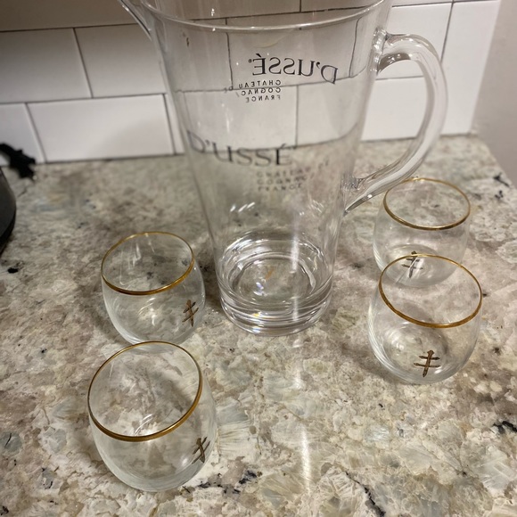 Dusse 4 Piece Gold Trim Cognac Glassware Set With Pitcher. - Picture 5 of 6